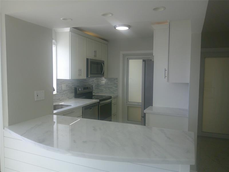 Image 8 of 39 For 1630 Ocean Blvd  814