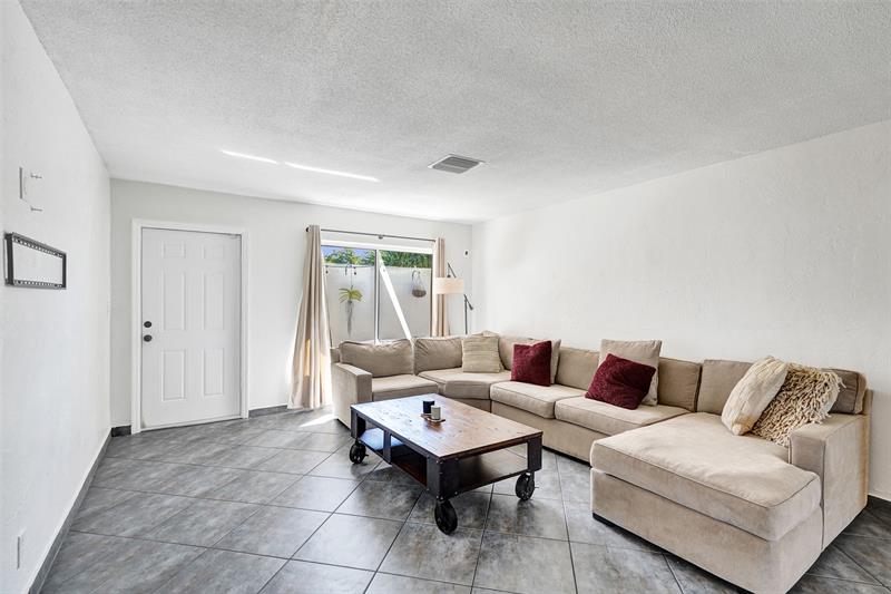 Image 11 of 44 For 7003 95th Ter