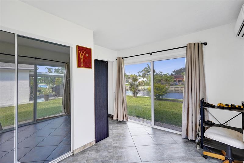 Image 25 of 44 For 7003 95th Ter