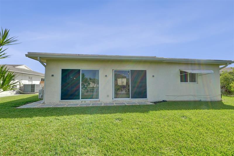 Image 42 of 44 For 7003 95th Ter