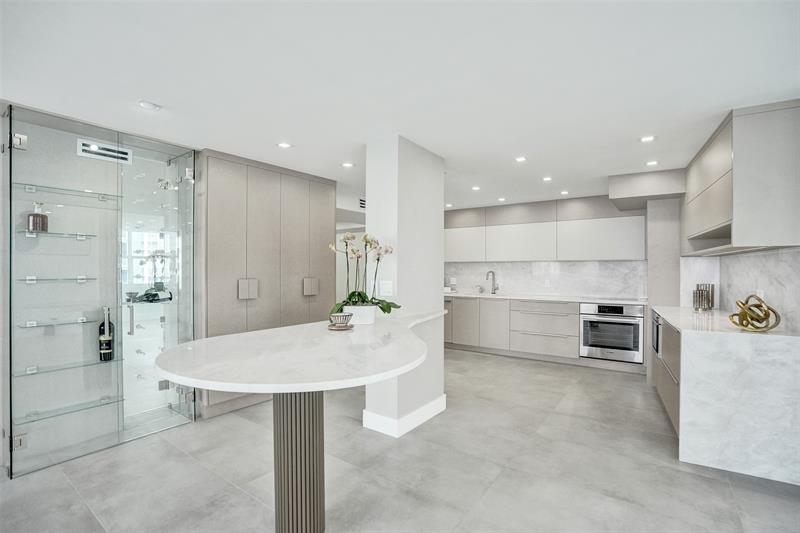 Image 7 of 67 For 209 Fort Lauderdale Beach Blvd  6b