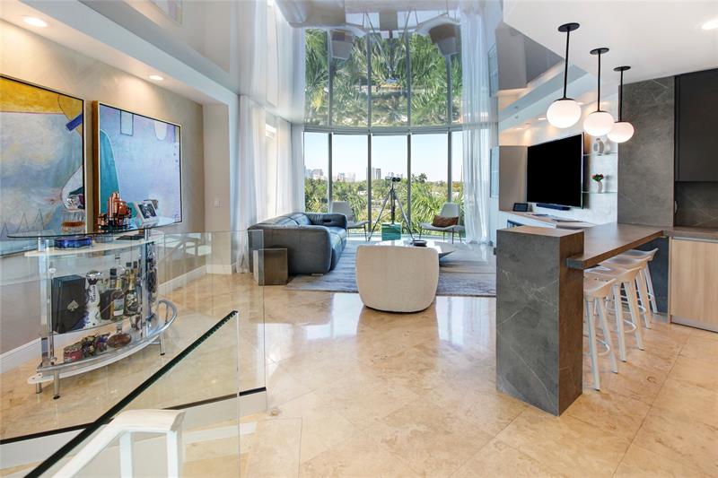 Image 7 of 45 For 301 Hendricks Isle  7