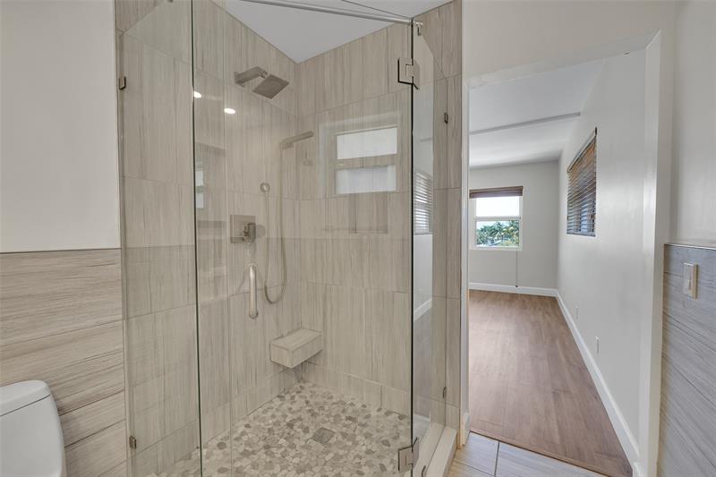 Image 31 of 54 For 3121 51 St  406e