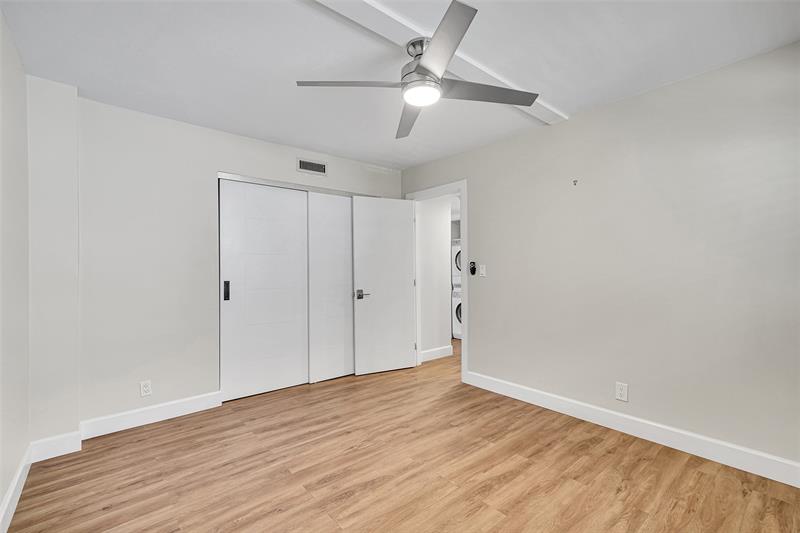 Image 36 of 54 For 3121 51 St  406e