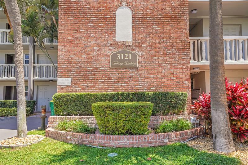 Image 41 of 54 For 3121 51 St  406e