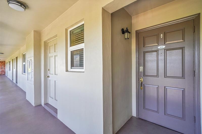 Image 42 of 54 For 3121 51 St  406e