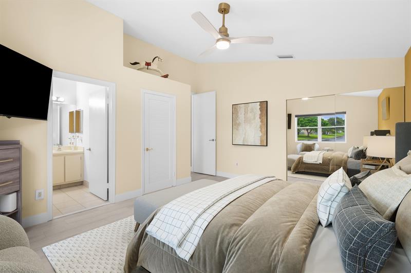 Image 20 of 26 For 8600 Floralwood Dr