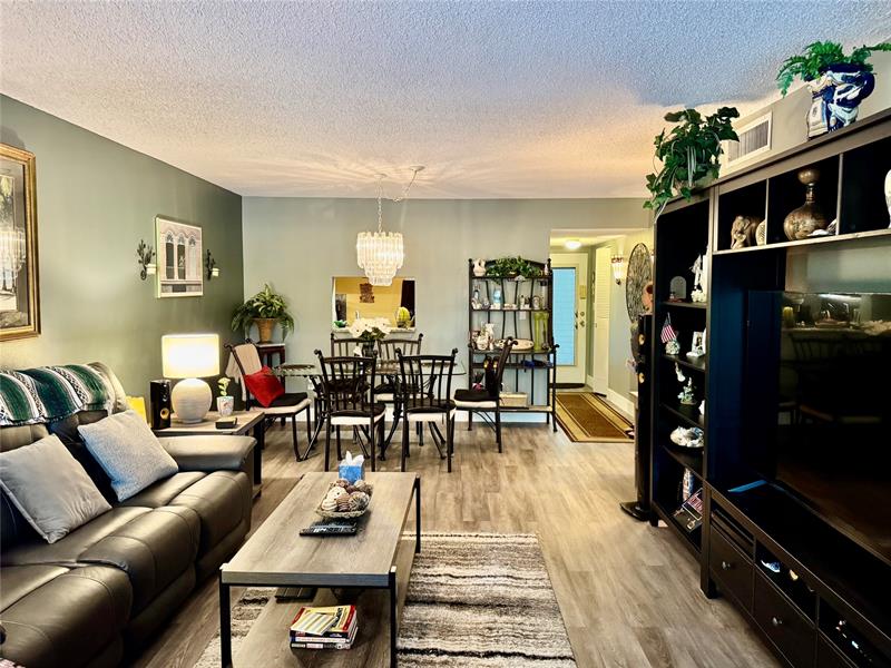 Image 11 of 28 For 1800 Lauderdale Ave  1307