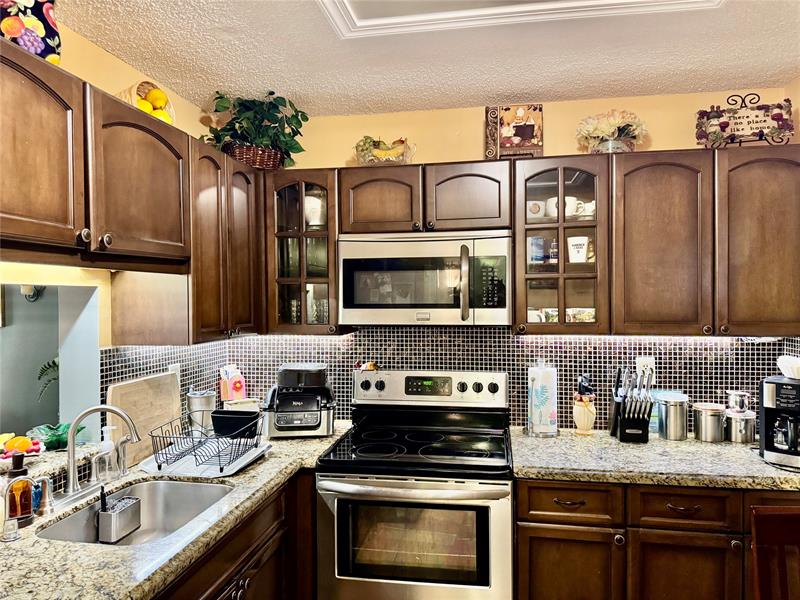 Image 27 of 28 For 1800 Lauderdale Ave  1307