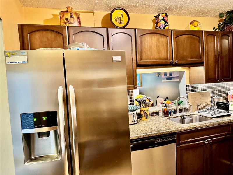 Image 28 of 28 For 1800 Lauderdale Ave  1307