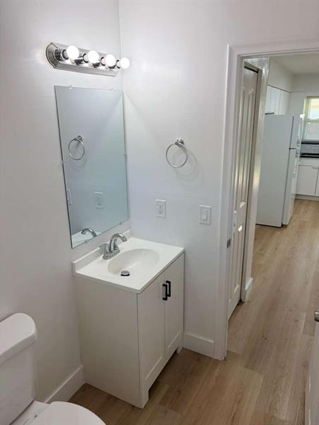 Image 13 of 19 For 334 Avondale Dr  2