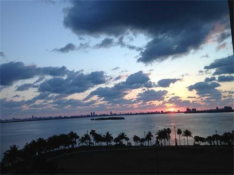 Image 4 of 37 For 1900 Bayshore Dr  2609
