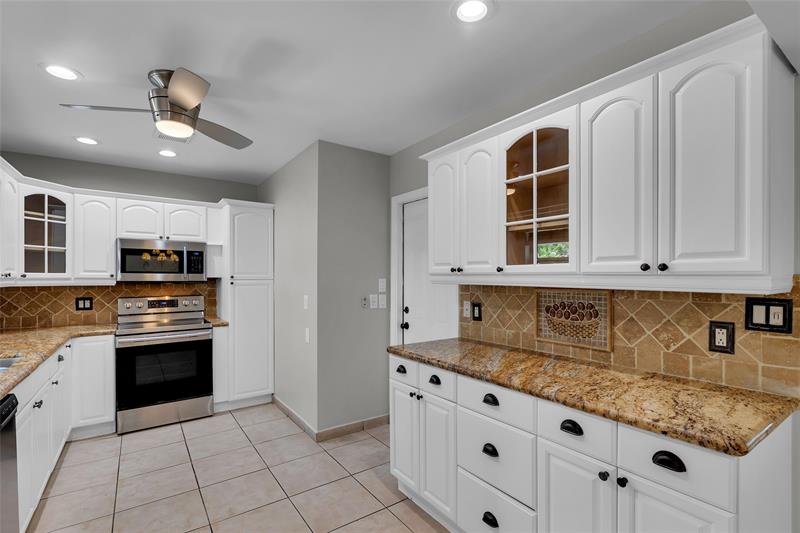 Image 8 of 28 For 6741 22nd Ter