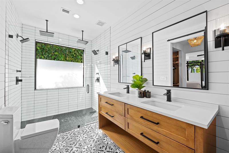 Image 18 of 44 For 710 69th Street