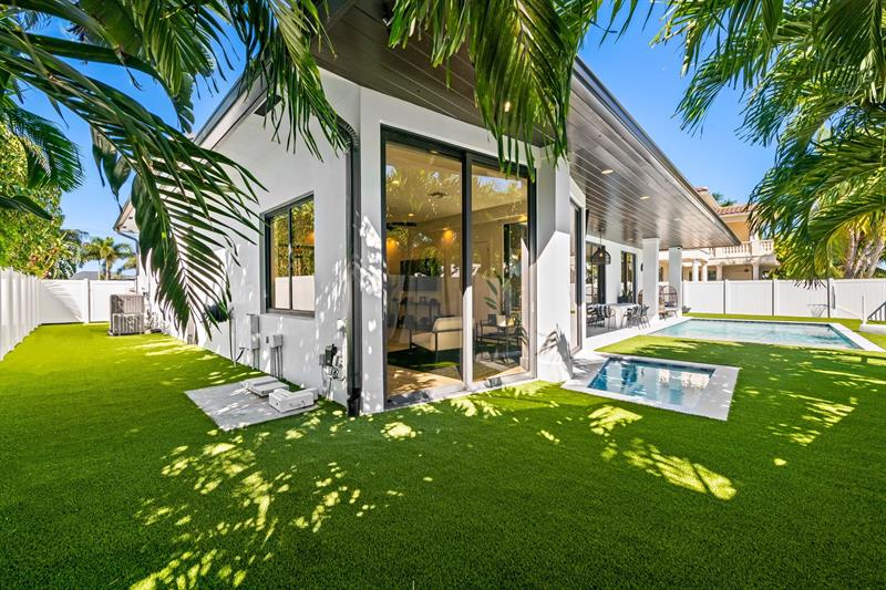 Image 26 of 44 For 710 69th Street