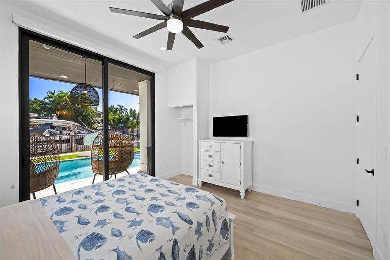 Image 37 of 44 For 710 69th Street