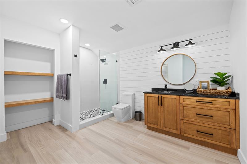 Image 40 of 44 For 710 69th Street