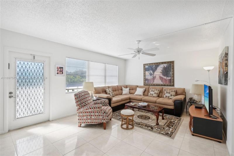 Details for 3014 Oakridge A  3014, Deerfield Beach, FL 33442