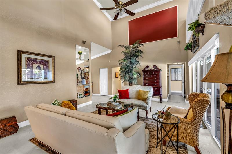 Image 15 of 30 For 9099 47th Ct