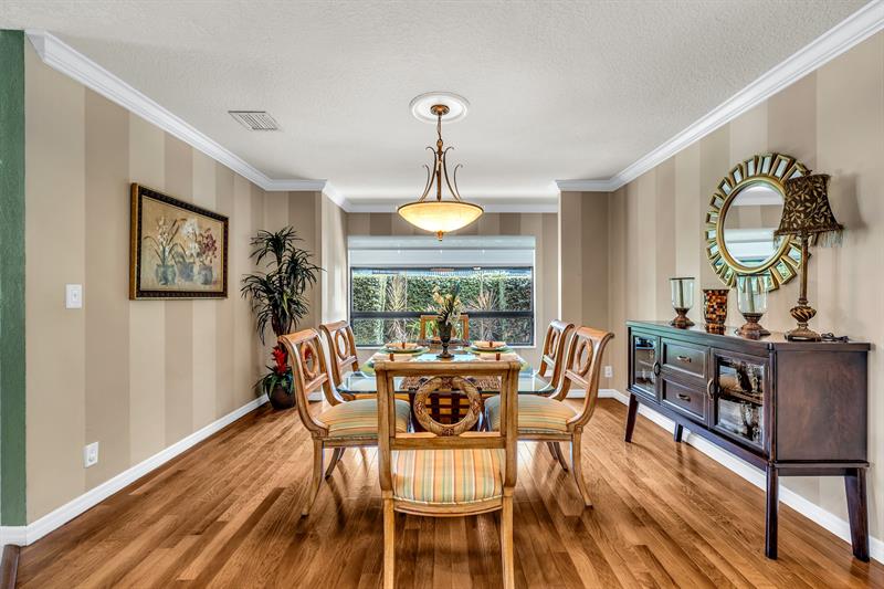 Image 16 of 30 For 9099 47th Ct