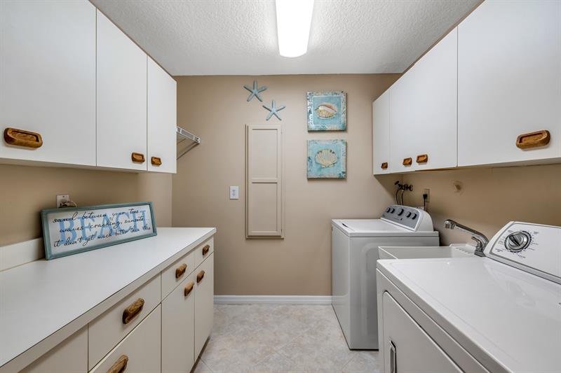 Image 17 of 30 For 9099 47th Ct