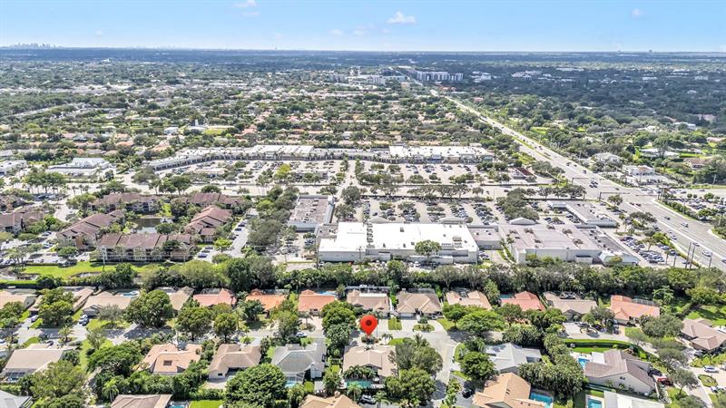 Image 26 of 30 For 9099 47th Ct