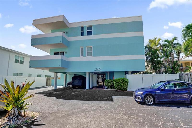 Details for 4549 Ocean Dr  1, Lauderdale By The Sea, FL 33308