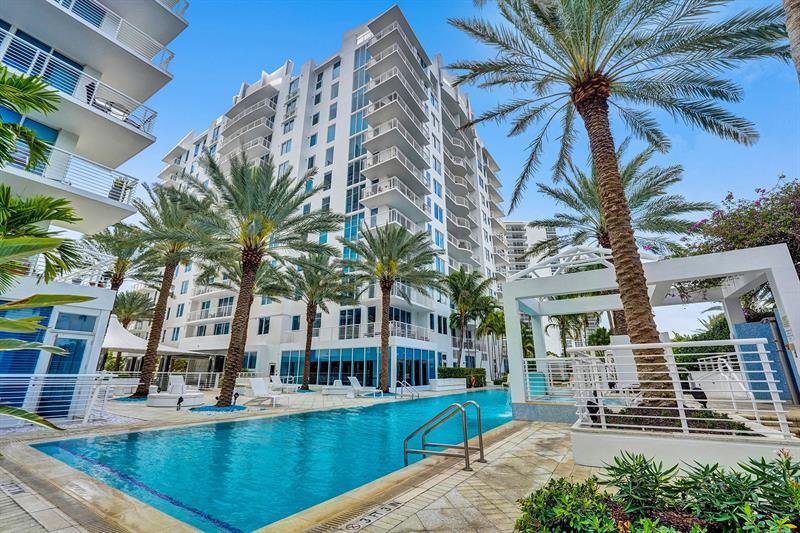 Image 18 of 28 For 2831 Ocean Blvd  303n