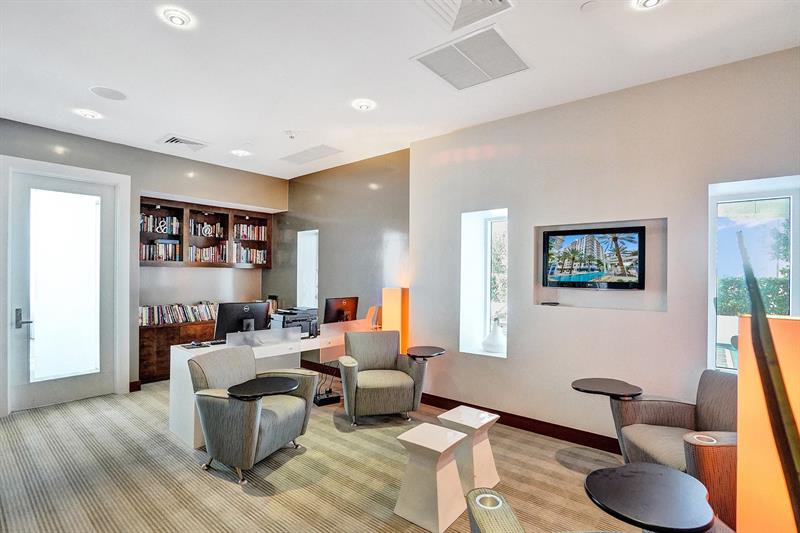 Image 22 of 28 For 2831 Ocean Blvd  303n
