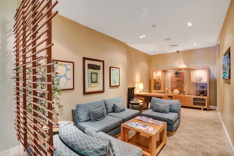 Image 26 of 28 For 2831 Ocean Blvd  303n