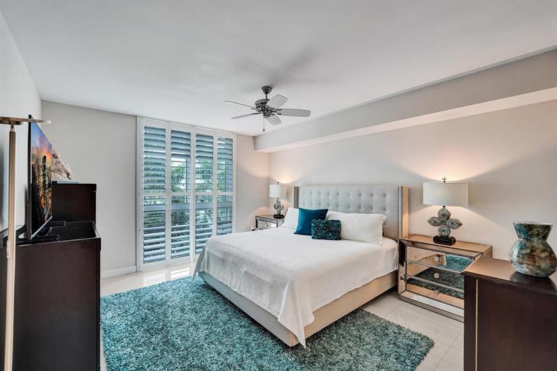 Image 5 of 28 For 2831 Ocean Blvd  303n