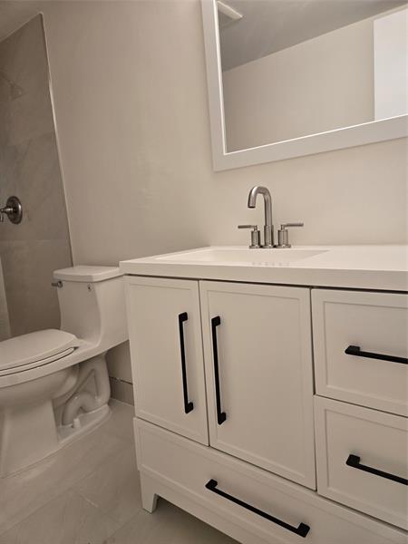 Image 30 of 41 For 505 20th Ave  118