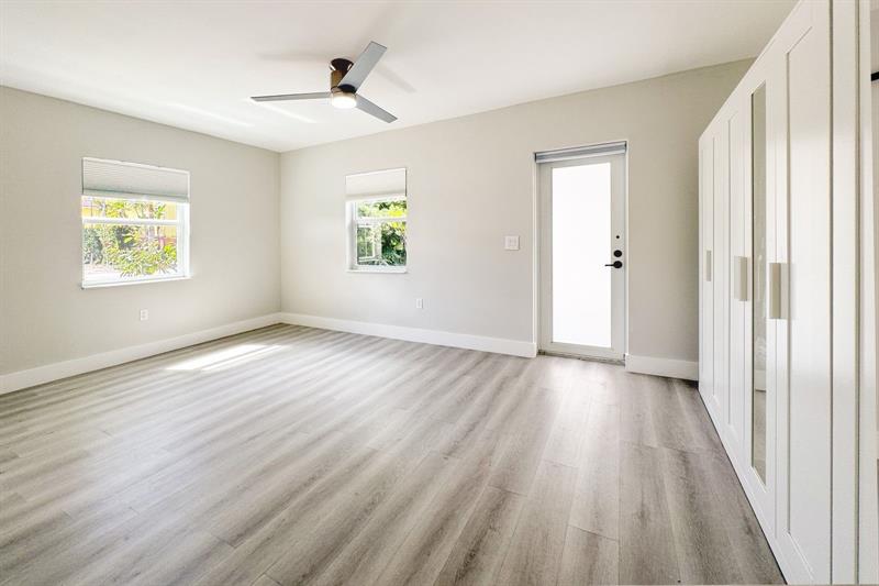 Image 15 of 25 For 1641 5th Ct  
