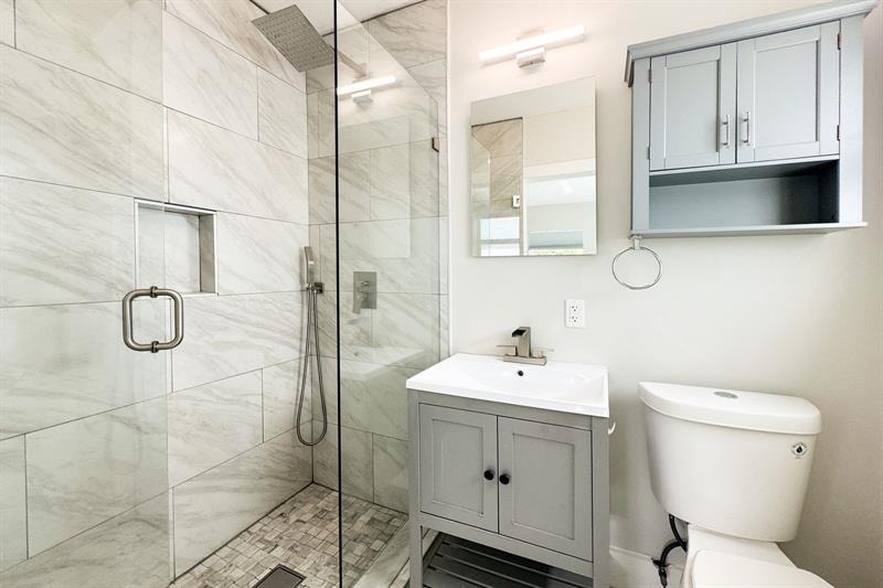 Image 5 of 25 For 1641 5th Ct  