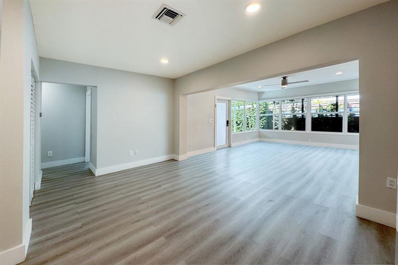 Image 7 of 25 For 1641 5th Ct  