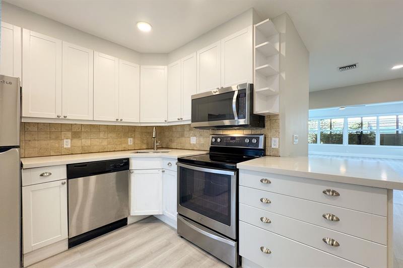 Image 9 of 25 For 1641 5th Ct  