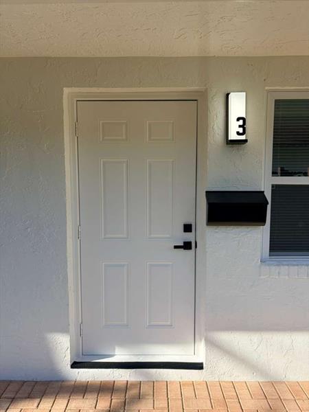 Image 7 of 23 For 334 Avondale Dr  3