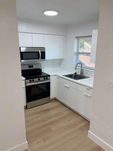 Image 9 of 23 For 334 Avondale Dr  3