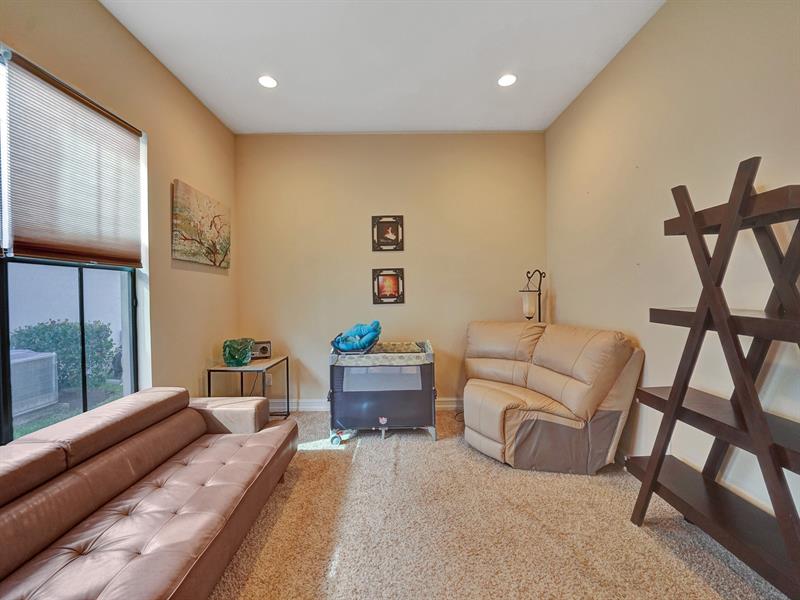 Image 42 of 94 For 9345 Carrington Ave