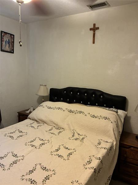 Image 17 of 25 For 10331 24th Ct