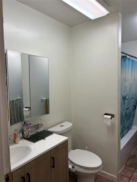 Image 18 of 25 For 10331 24th Ct