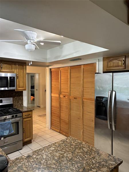 Image 5 of 25 For 10331 24th Ct