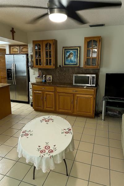 Image 6 of 25 For 10331 24th Ct