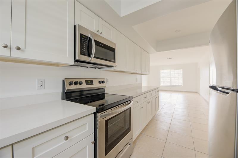 Details for 1017 30th Ct  1, Wilton Manors, FL 33311