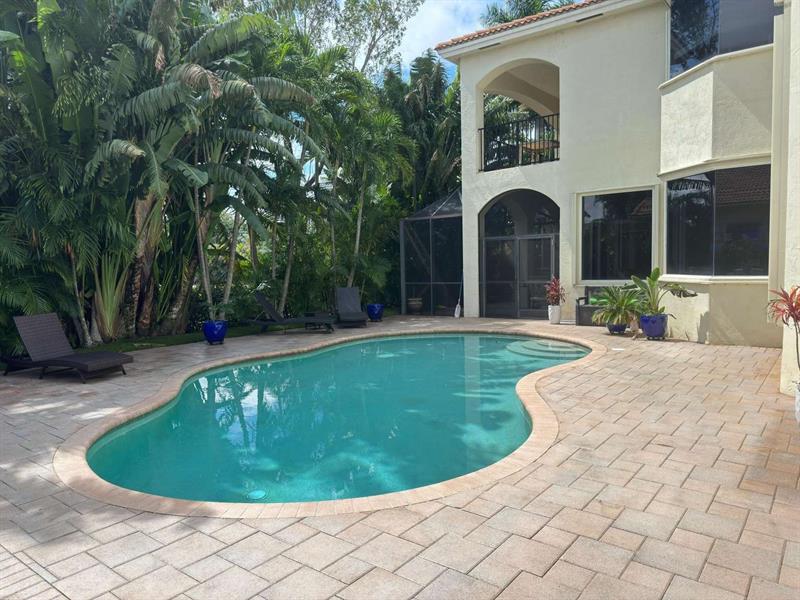 Image 39 of 41 For 8816 Club Estates Way