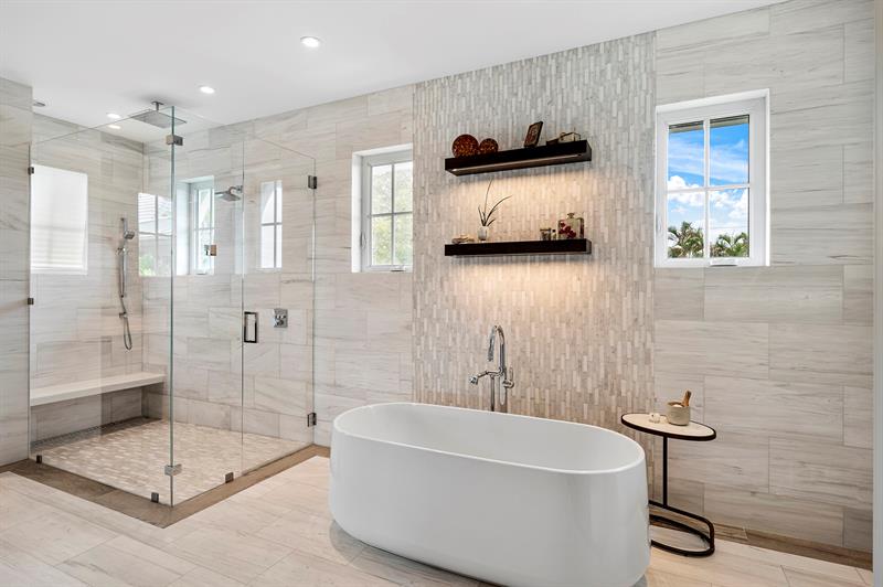 Image 38 of 97 For 1900 Intracoastal Dr