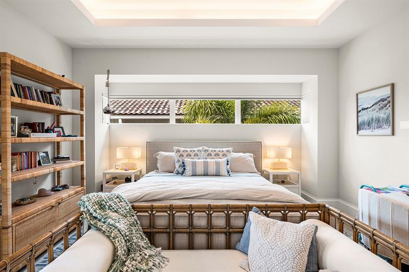 Image 50 of 97 For 1900 Intracoastal Dr