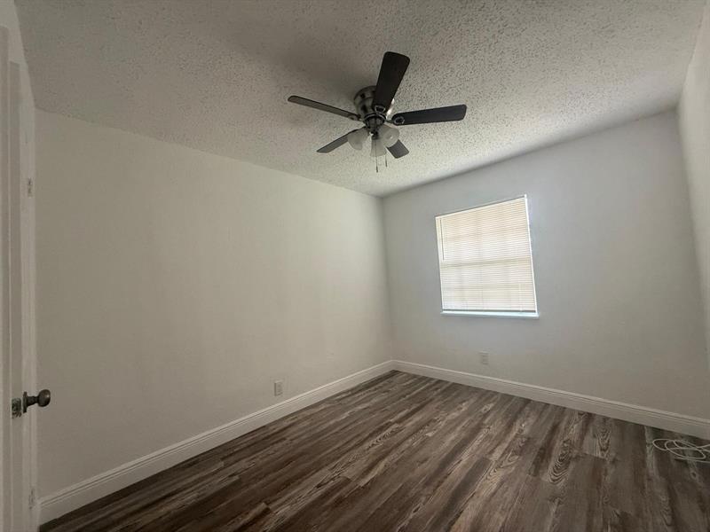 Image 10 of 25 For 630 81st Ter