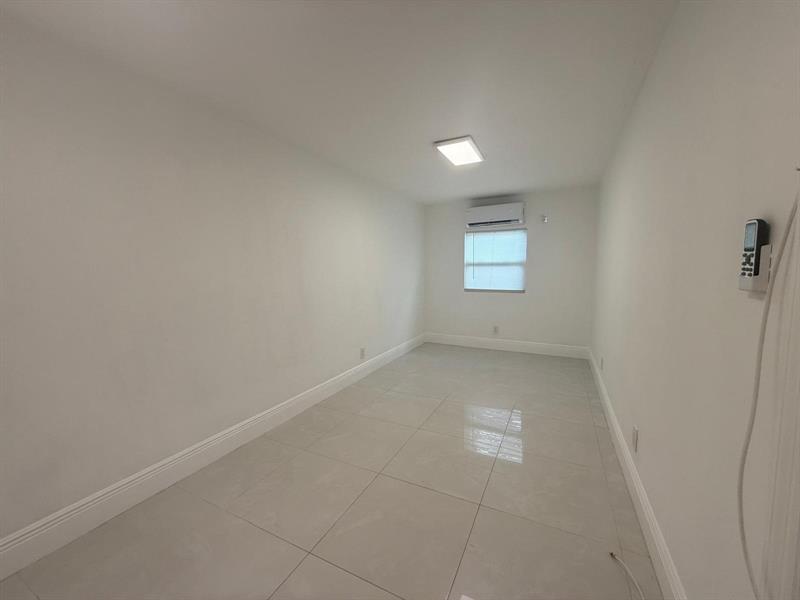 Image 24 of 25 For 630 81st Ter