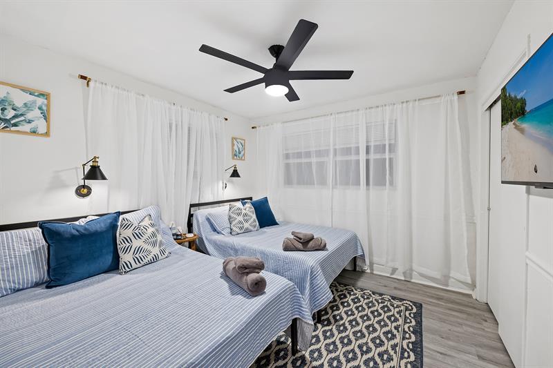 Image 16 of 20 For 1813 10th Ct